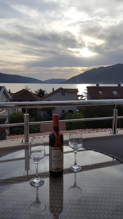 Apartment Milas Tivat Zewnętrze zdjęcie